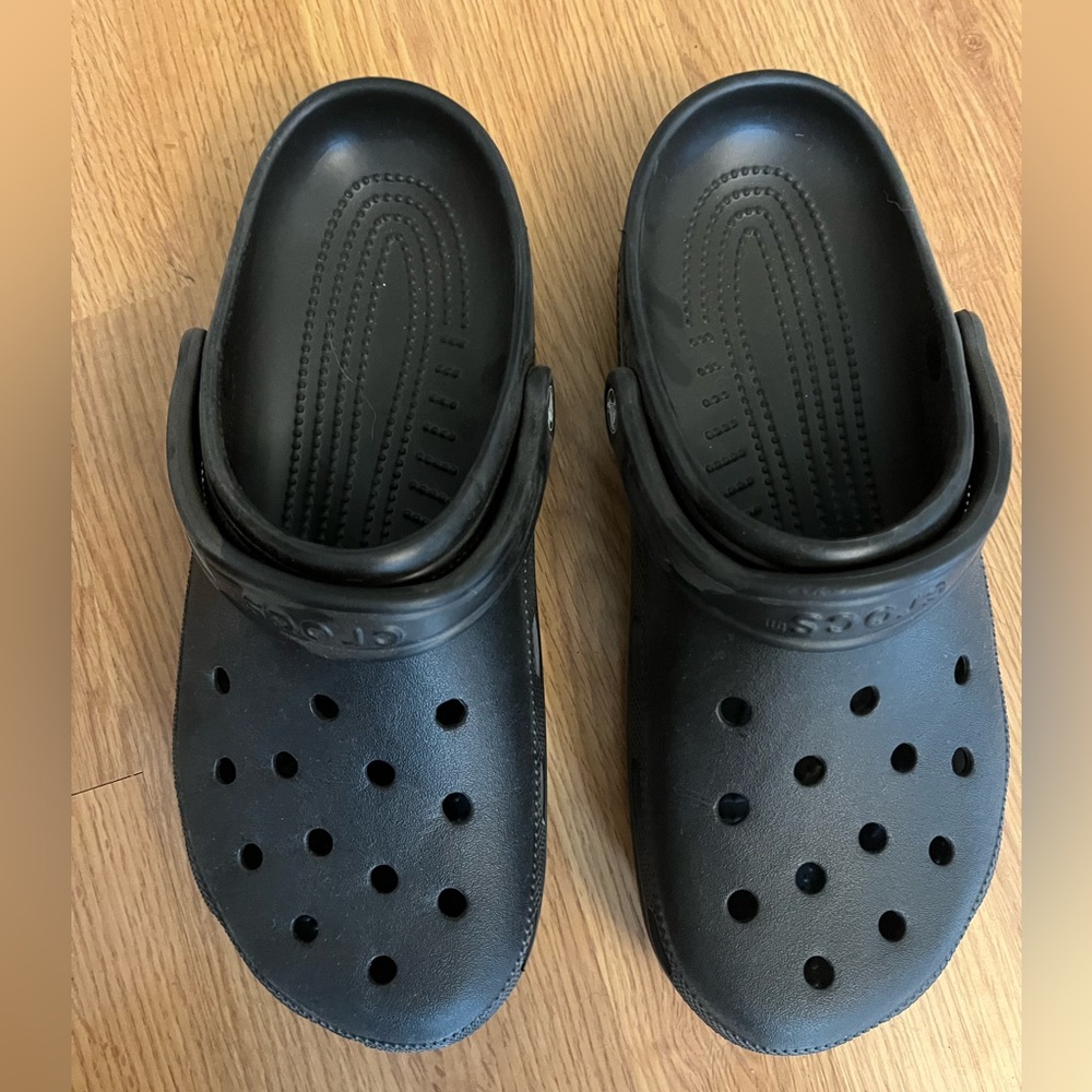 Classic black CROCS, like new
